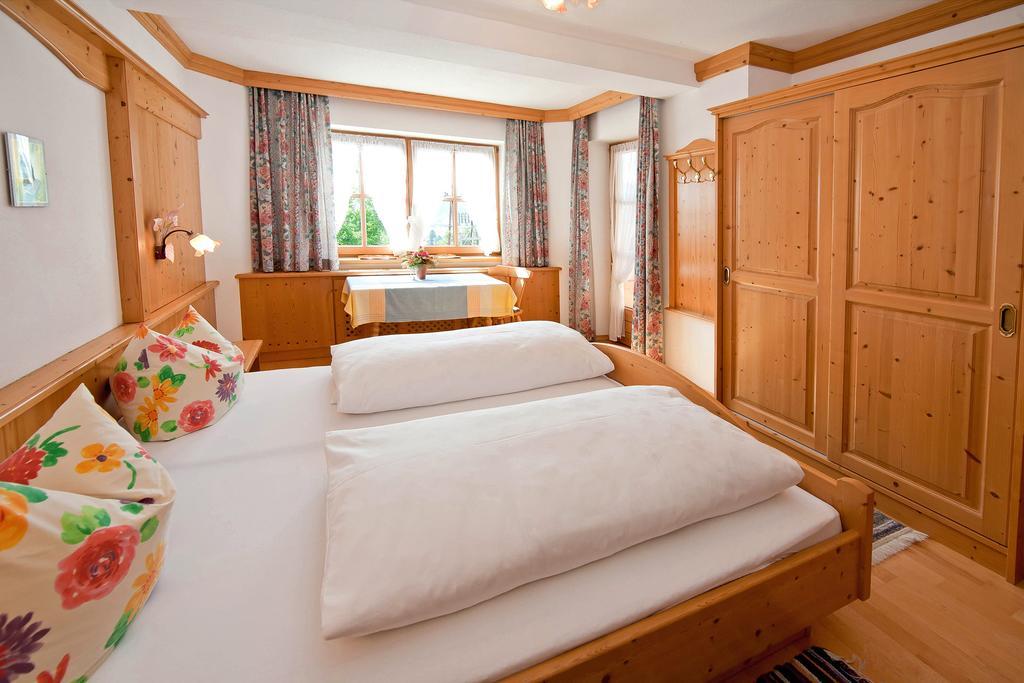 Hauser'S Ferienhof Hart im Zillertal Habitación foto