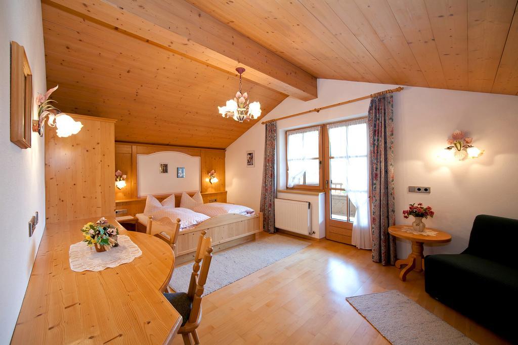 Hauser'S Ferienhof Hart im Zillertal Habitación foto